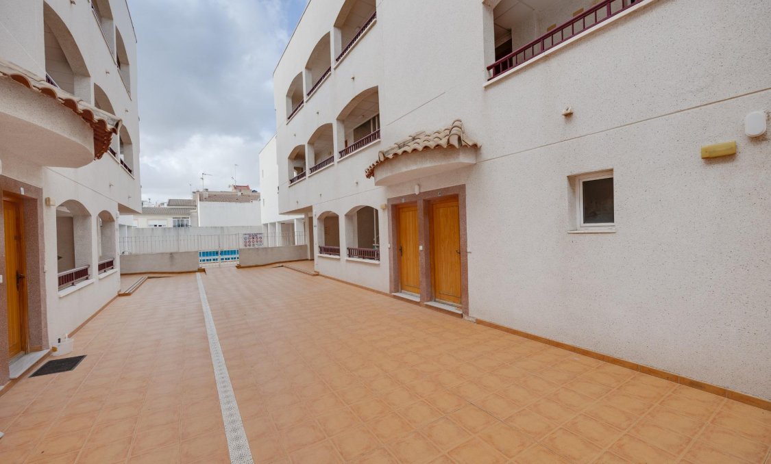 Nowy budynek - apartment -
San Fulgencio - Pueblo