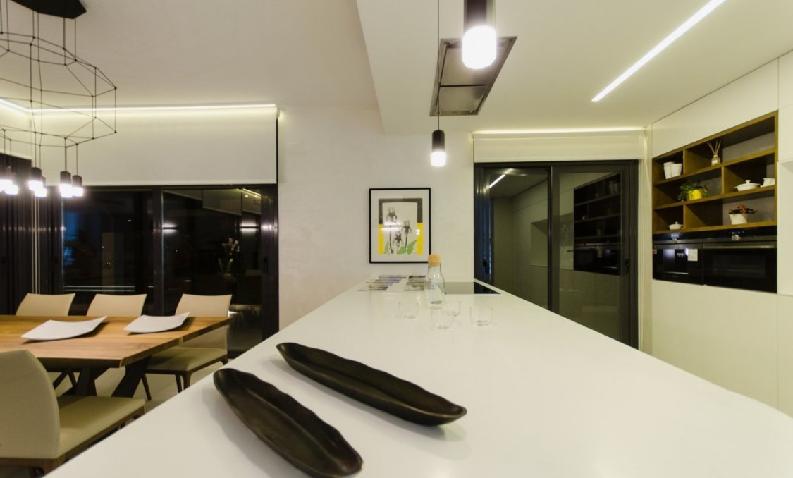 Obra nueva - villa -
