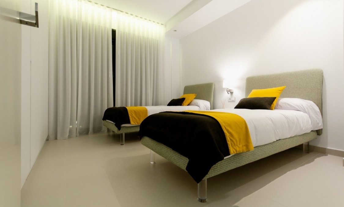 Obra nueva - villa -
