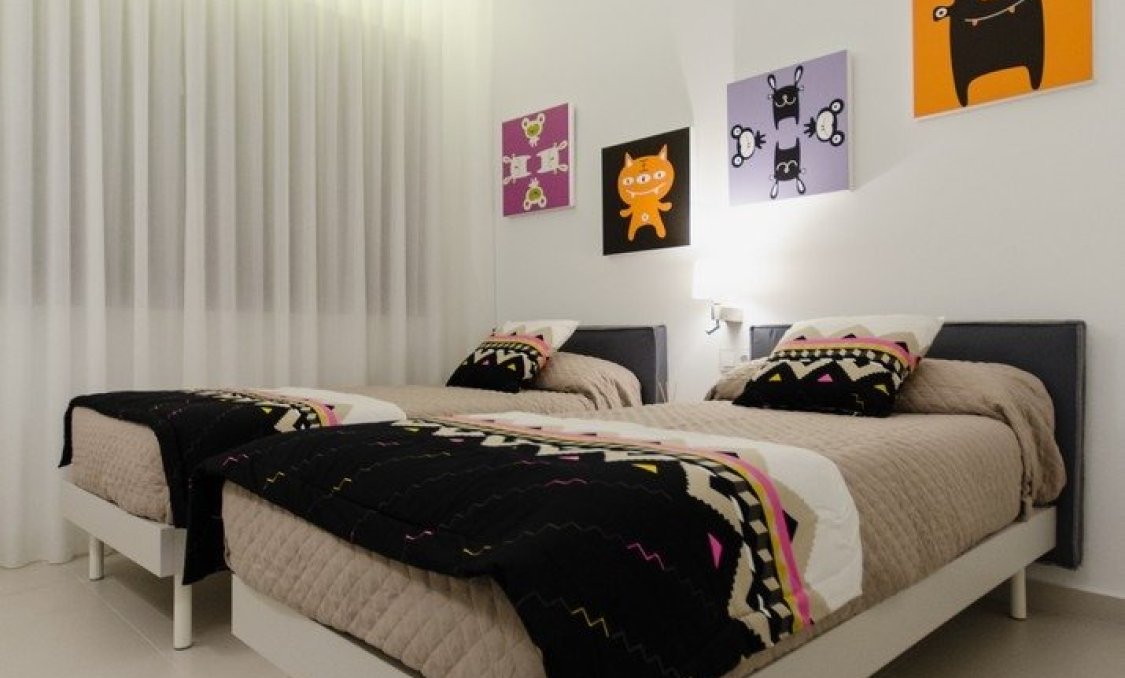 Obra nueva - villa -
