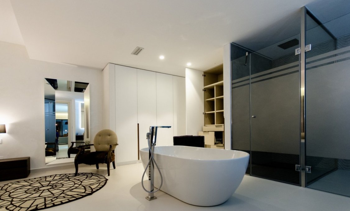 Obra nueva - villa -
