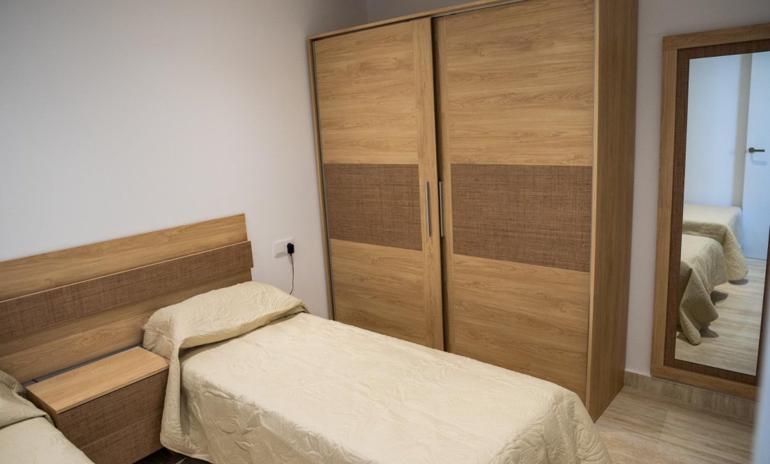 Obra nueva - villa -
