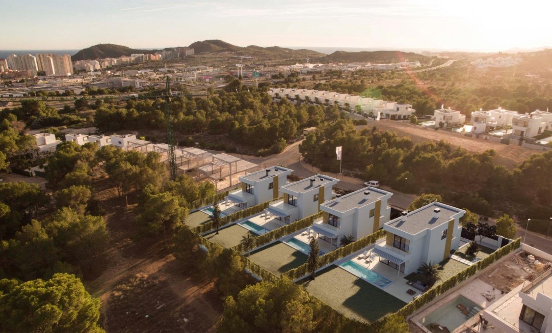 Obra nueva - villa -
