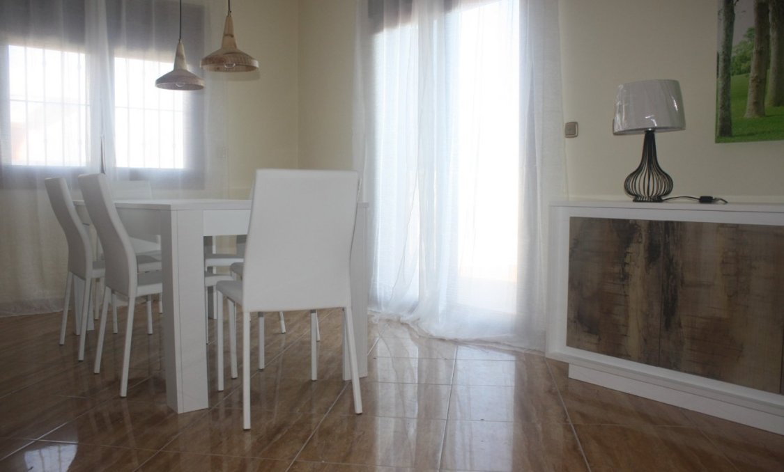 Obra nueva - villa -
