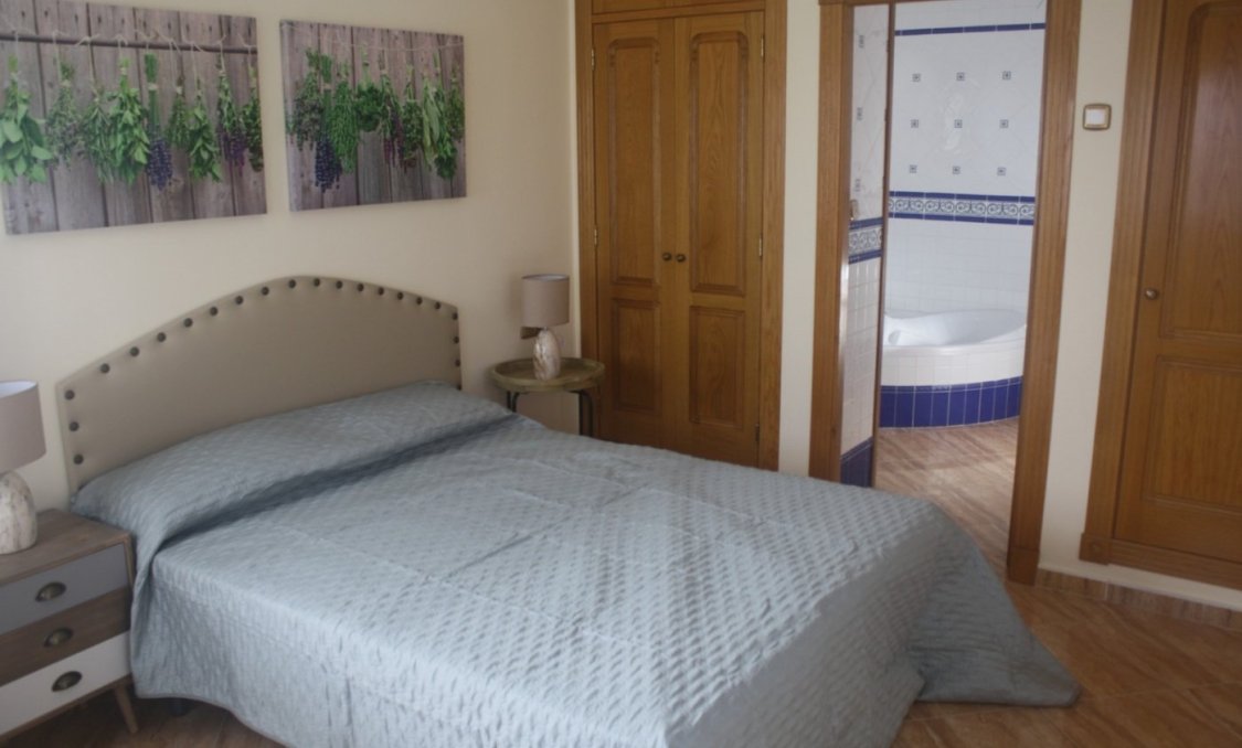 Obra nueva - villa -
