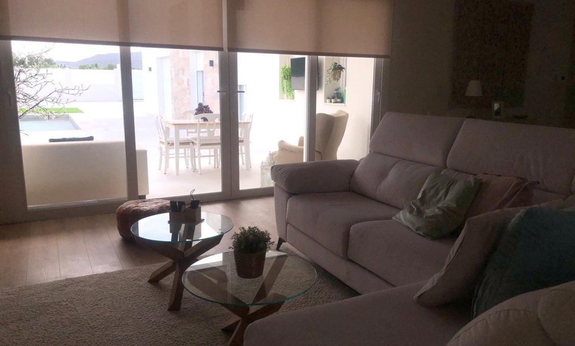 New Build - villa -
La Romana - Los Joveres