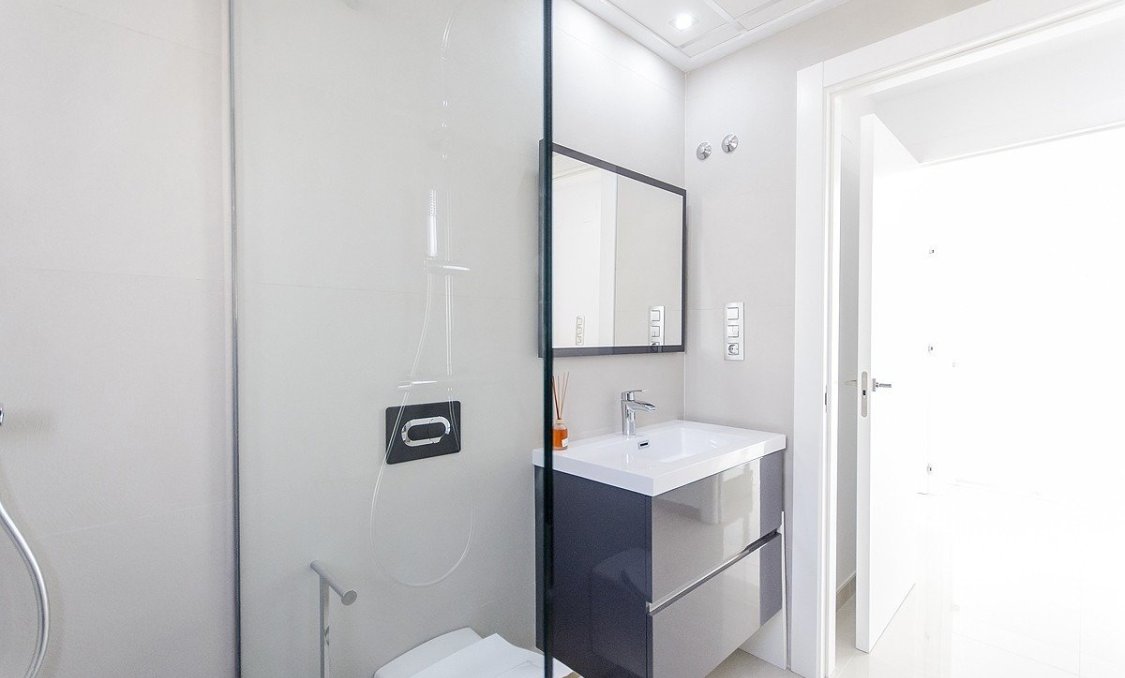 Obra nueva - villa -
