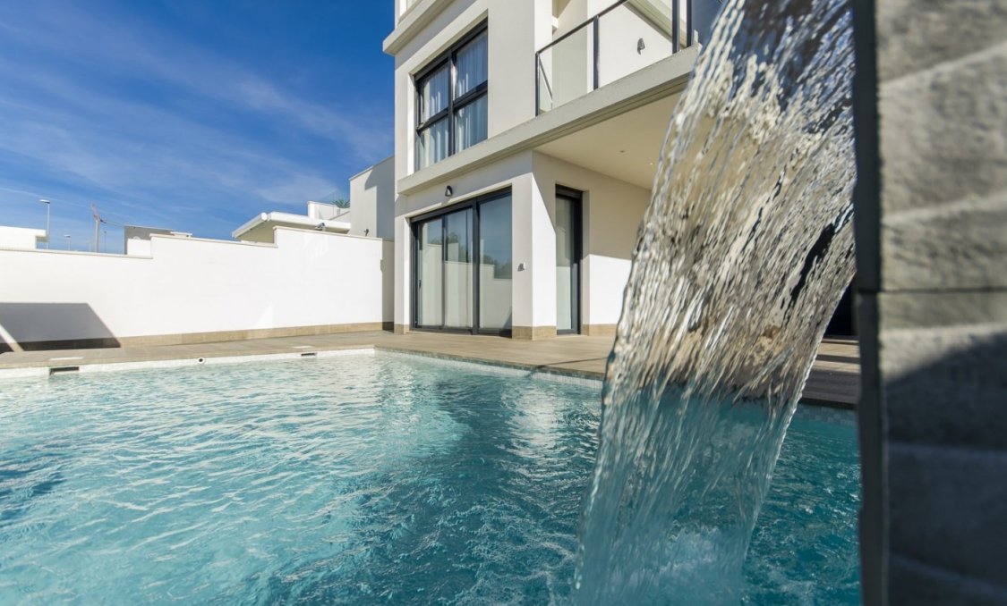 Nowy budynek - villa -
