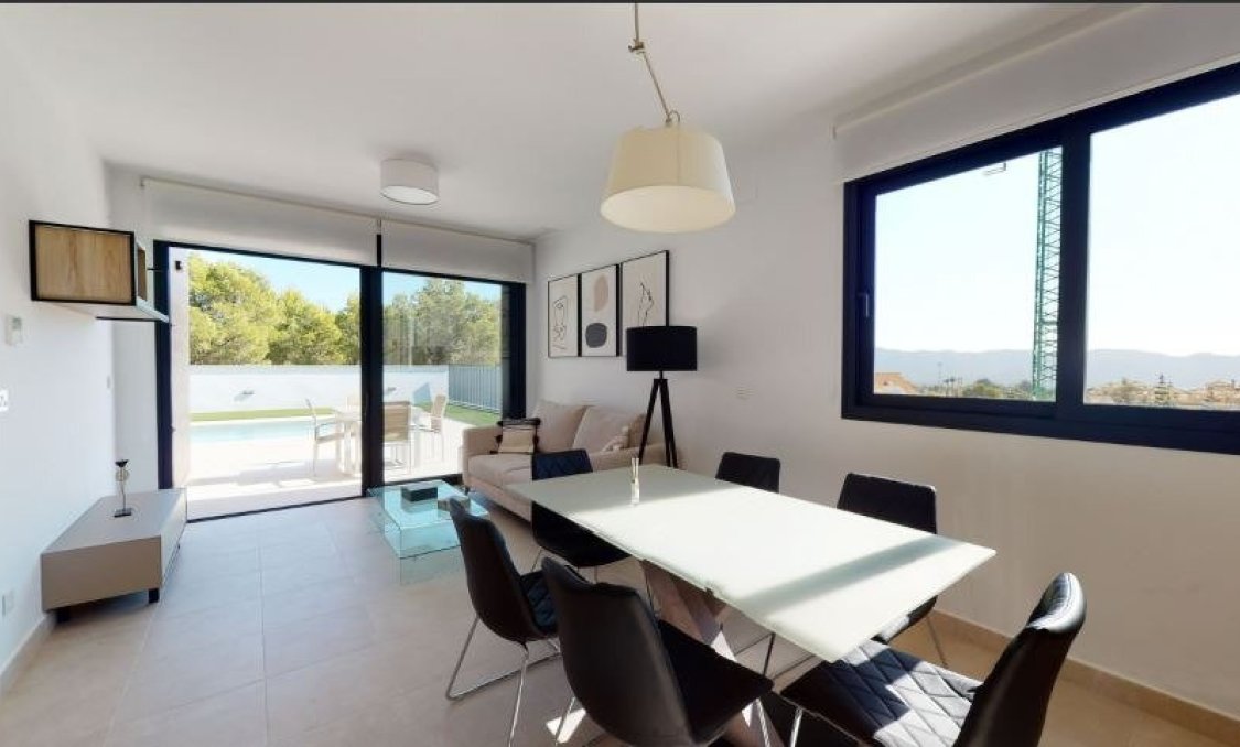 Obra nueva - villa -
