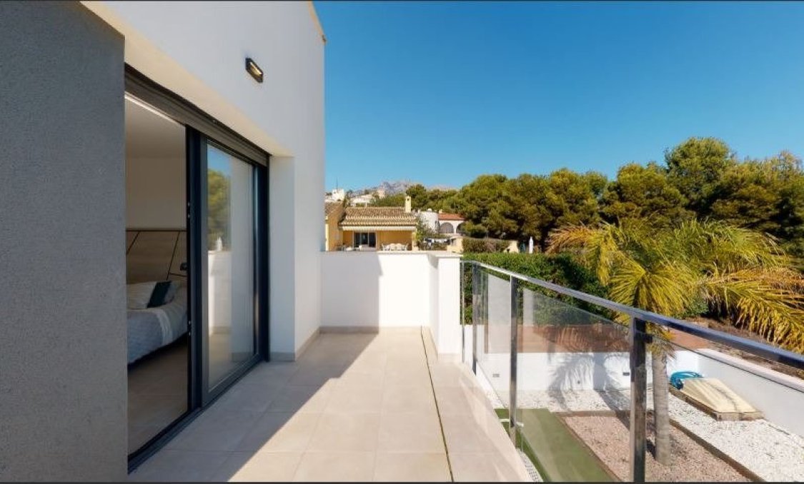 Obra nueva - villa -
