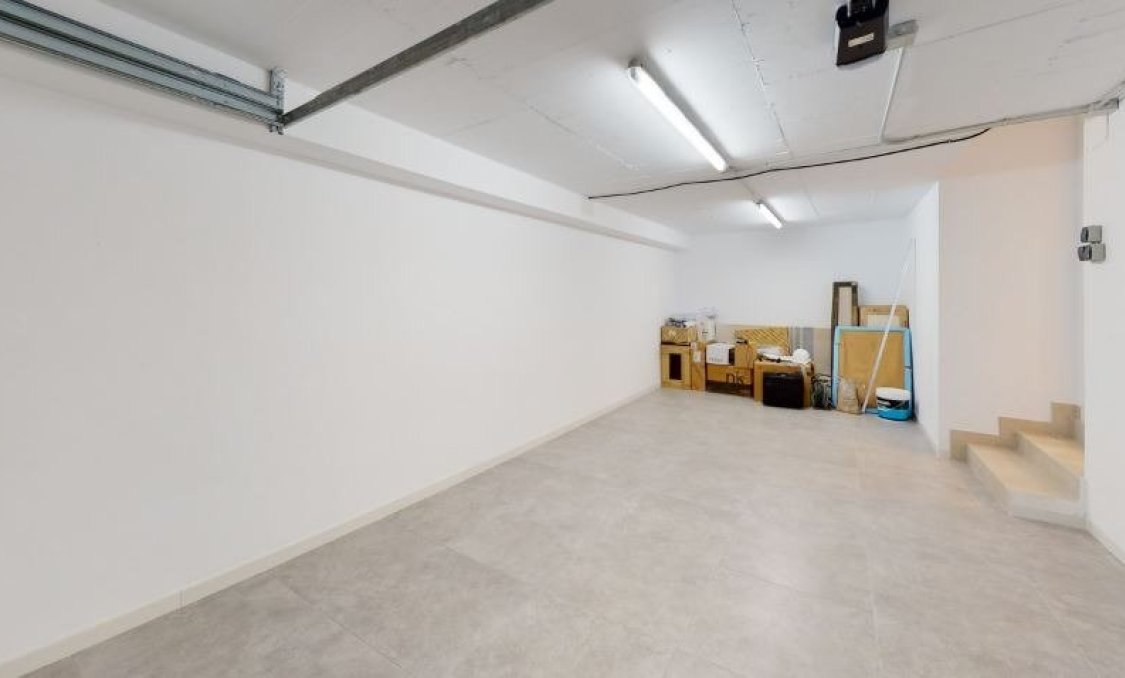 Obra nueva - villa -
