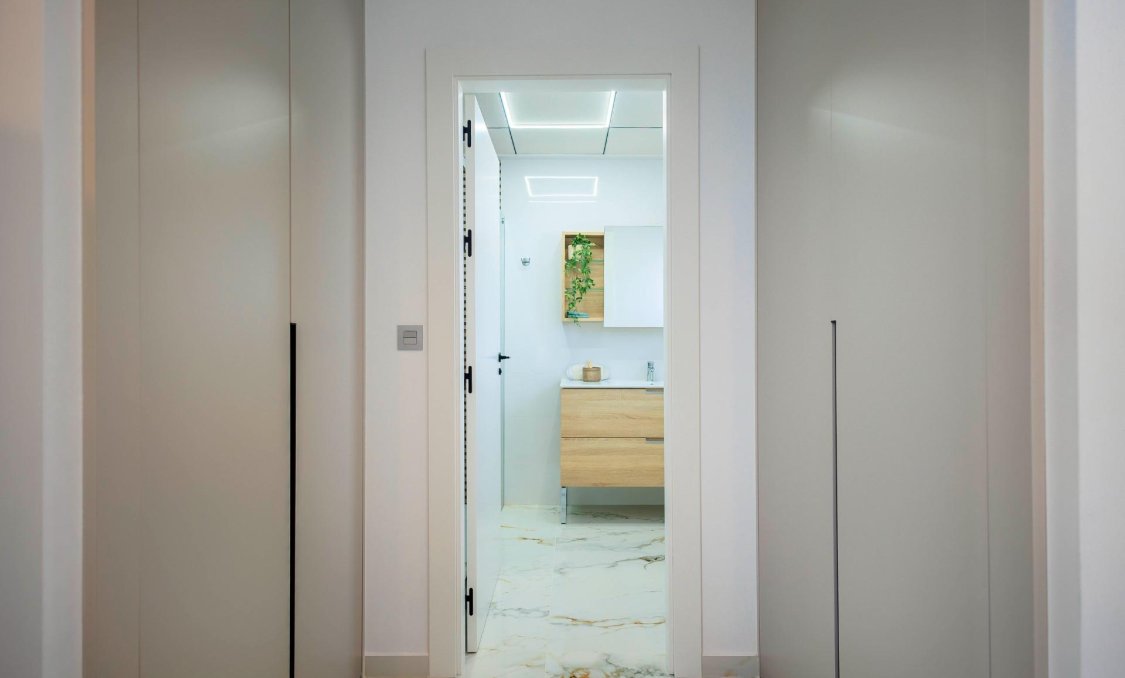 Obra nueva - villa -
