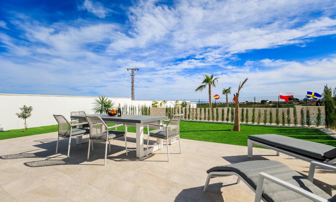 Obra nueva - villa -
