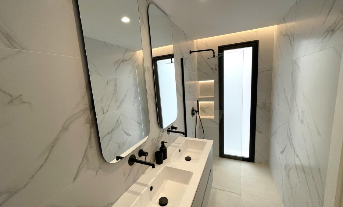 Nowy budynek - villa -
