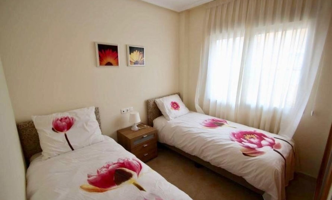 Nowy budynek - villa -
