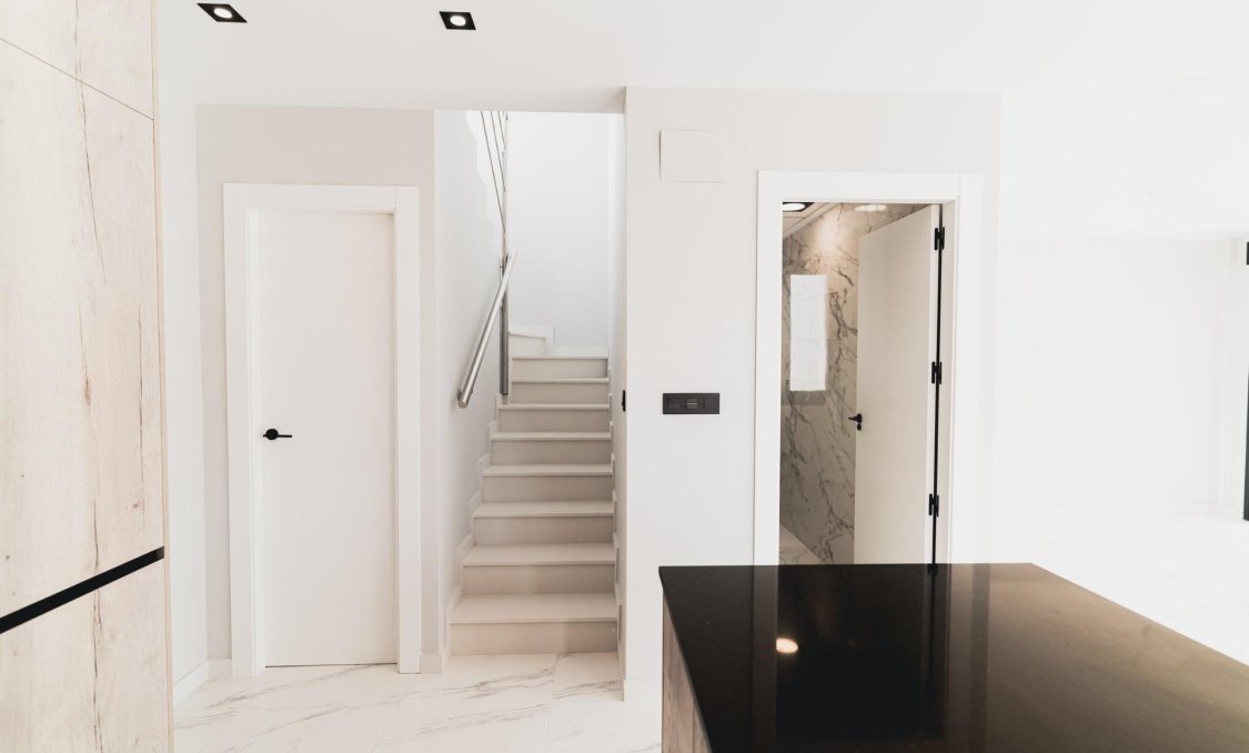 Obra nueva - villa -
