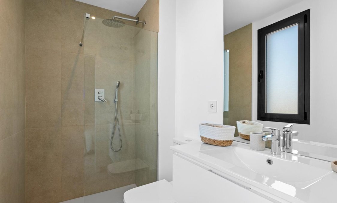 Obra nueva - Ático -
