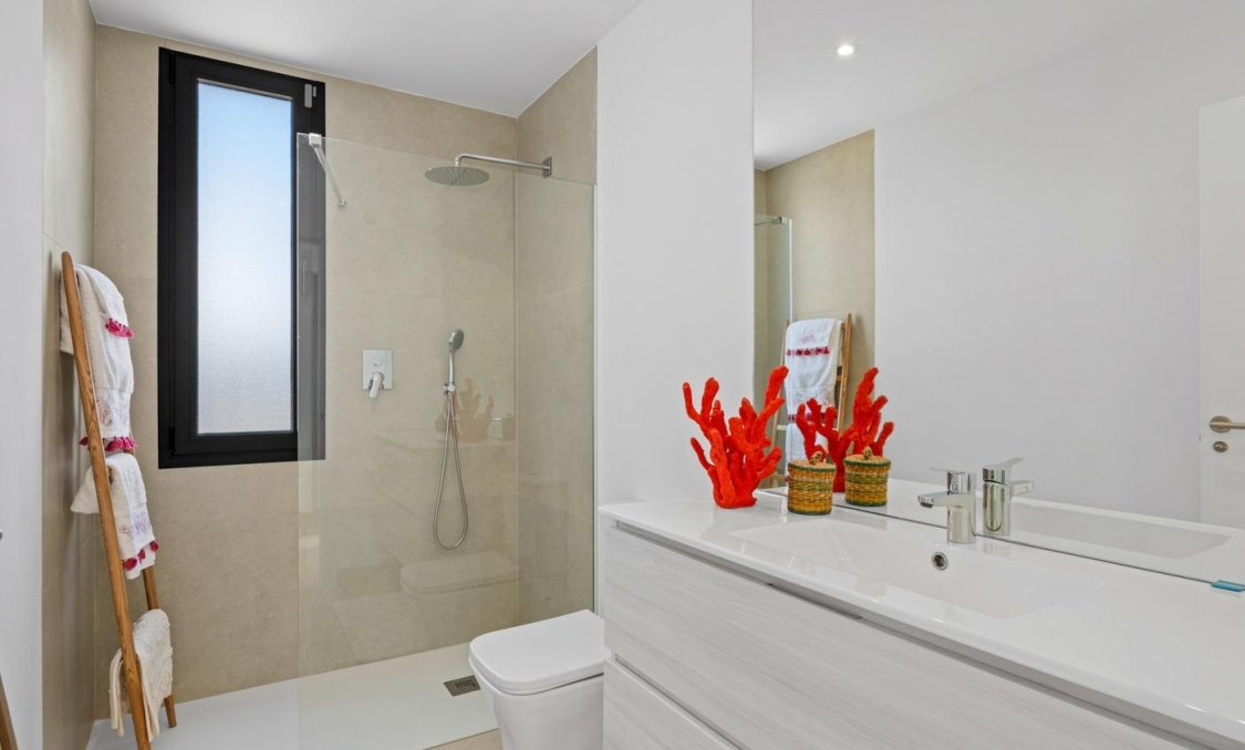 Obra nueva - villa -
