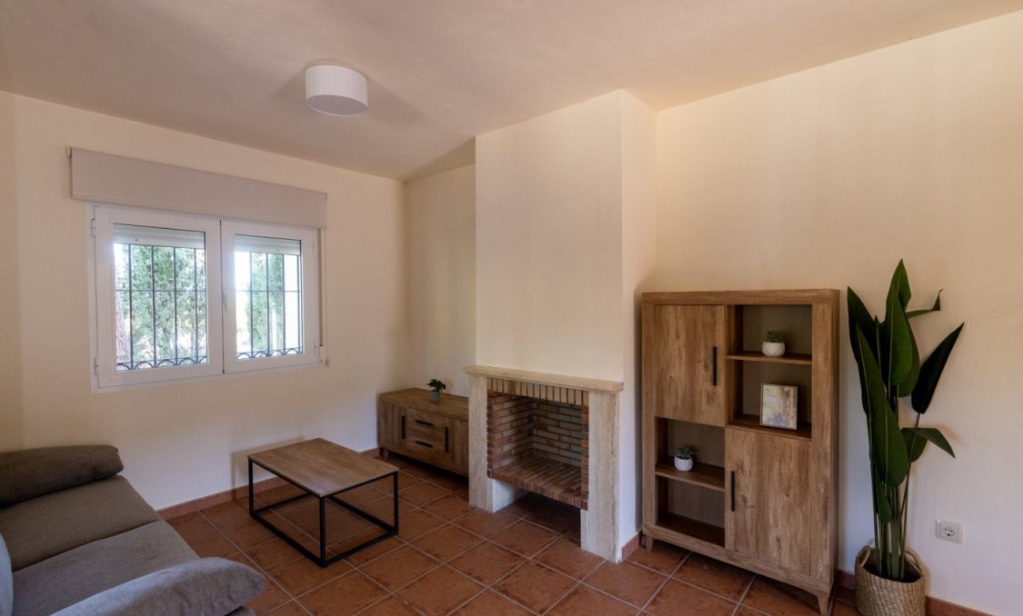 Obra nueva - villa -
