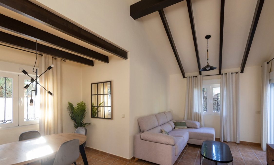 Nowy budynek - villa -
