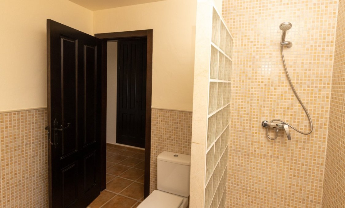 Nowy budynek - villa -
