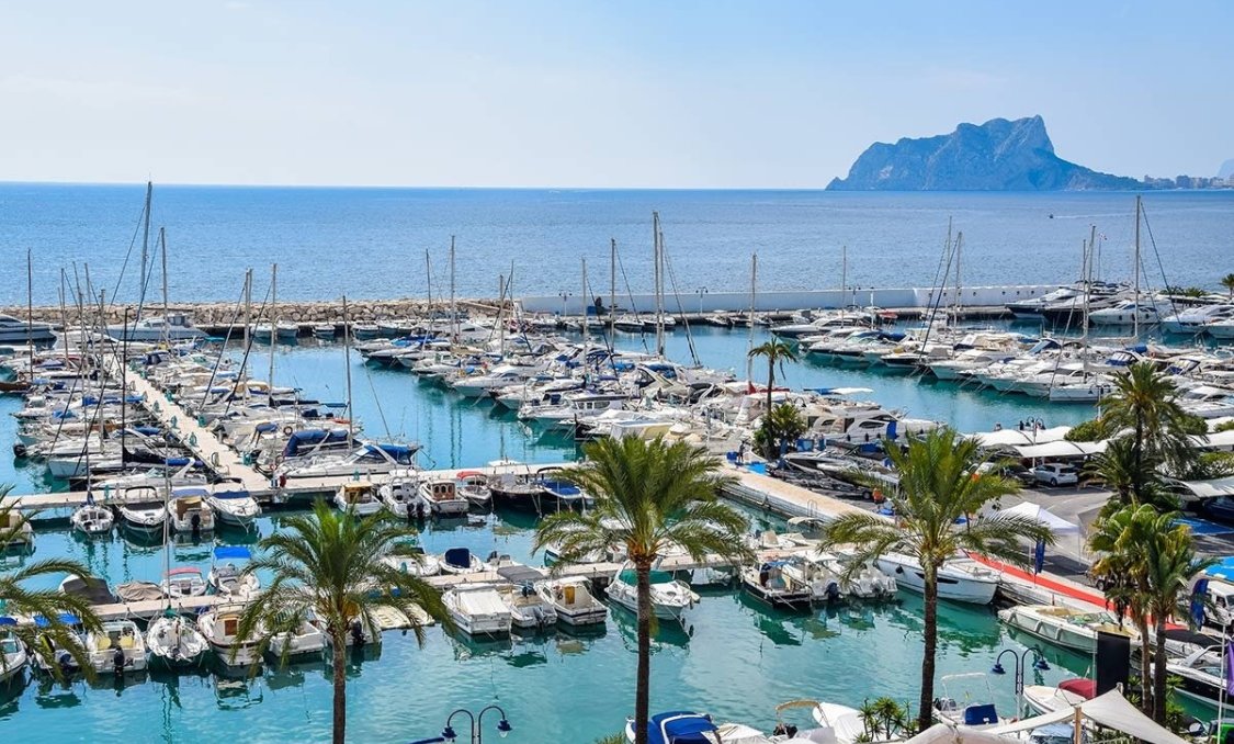 Nowy budynek - villa -
