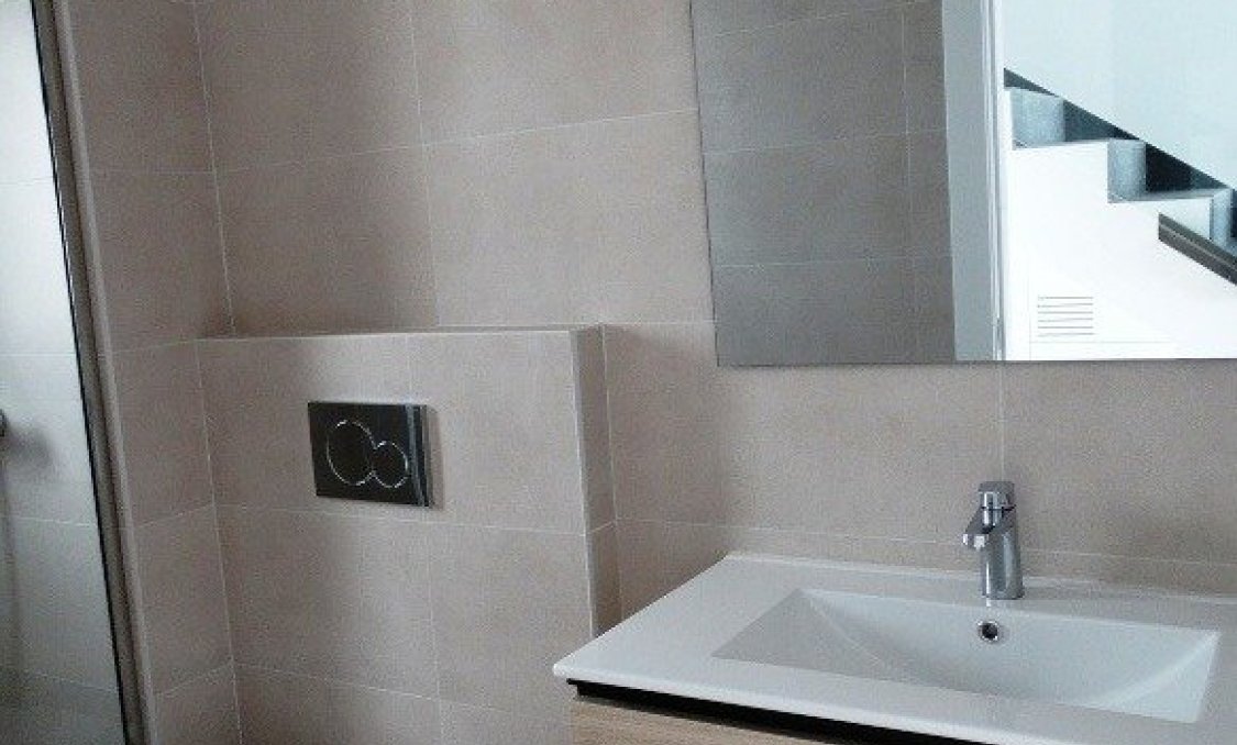 Nowy budynek - villa -
