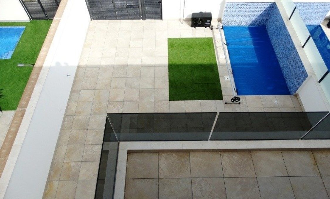 Nowy budynek - villa -
