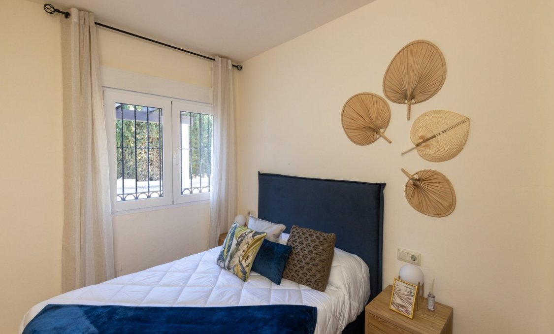 Nowy budynek - villa -
