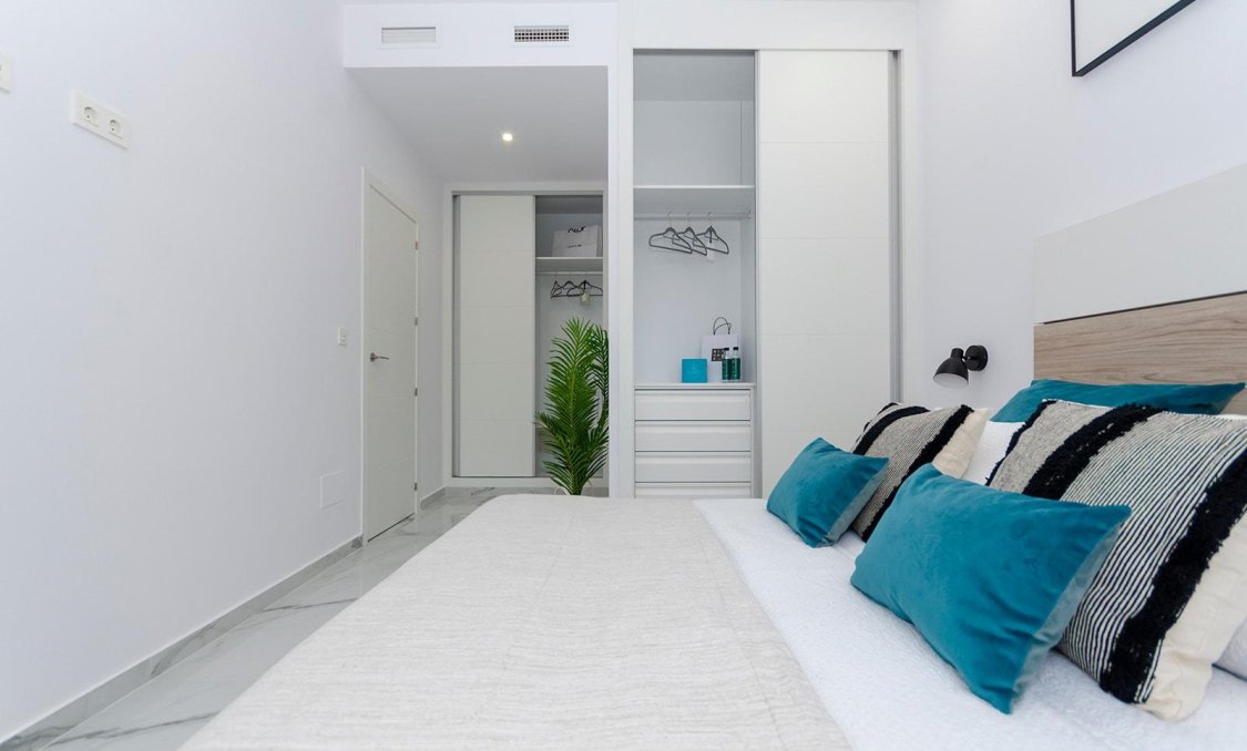 Nowy budynek - villa -
