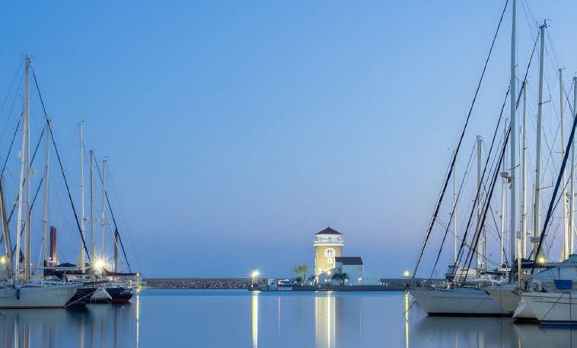 Nowy budynek - apartment -
