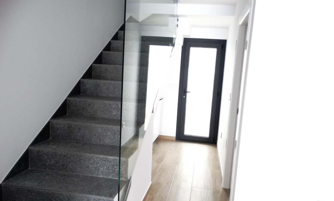 Obra nueva - town house -
