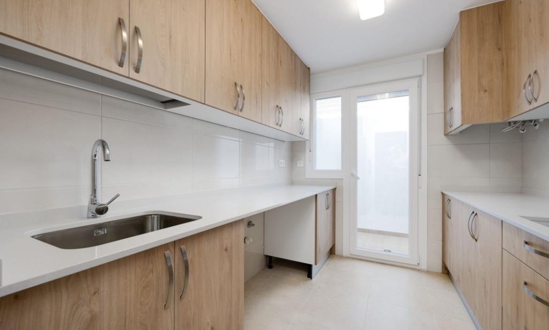 Obra nueva - villa -
