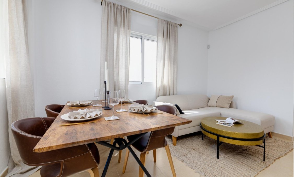 Obra nueva - villa -
