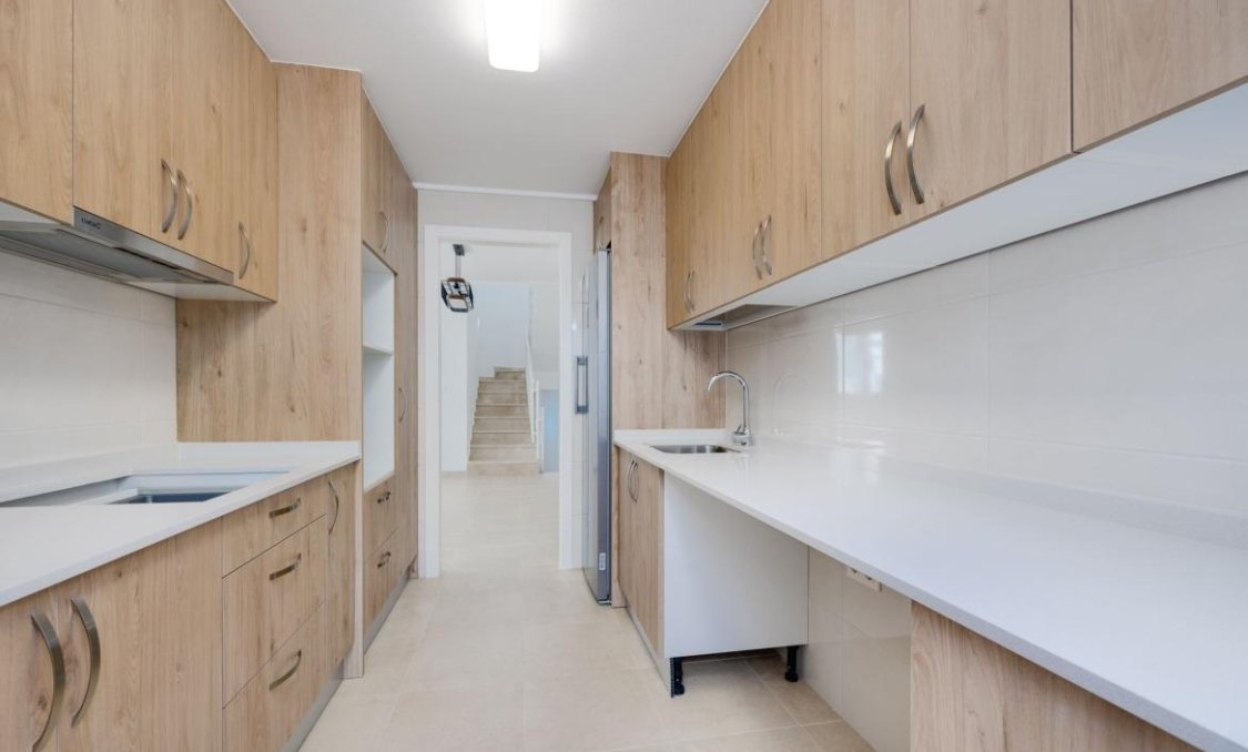 Obra nueva - villa -
