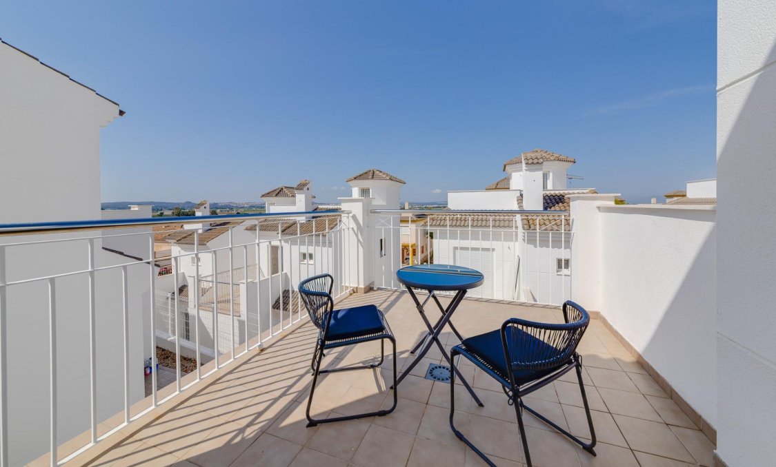 Obra nueva - villa -
