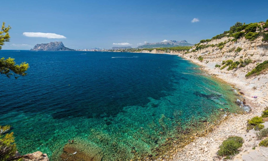 Obra nueva - villa -
