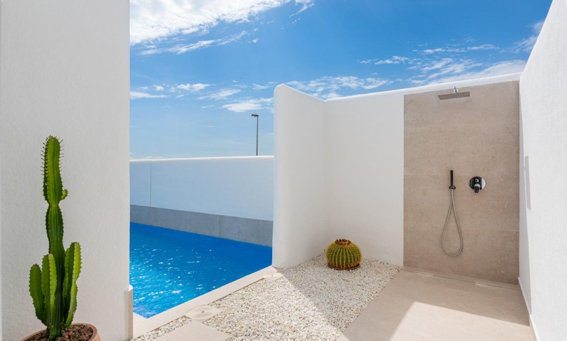 Obra nueva - villa -
