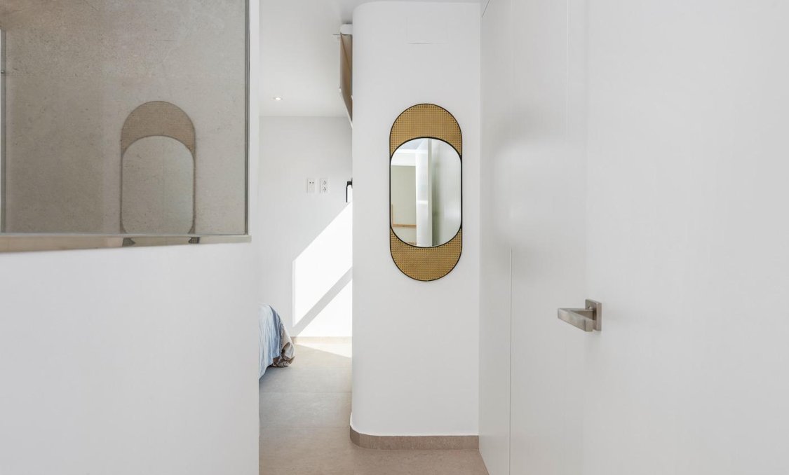 Obra nueva - villa -
