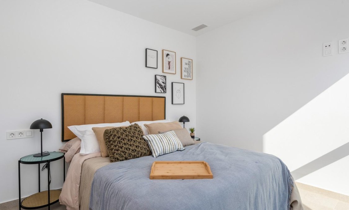 Obra nueva - villa -
