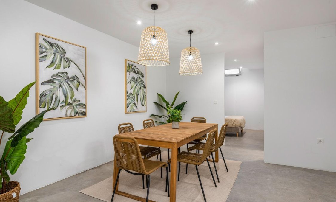 Obra nueva - villa -
