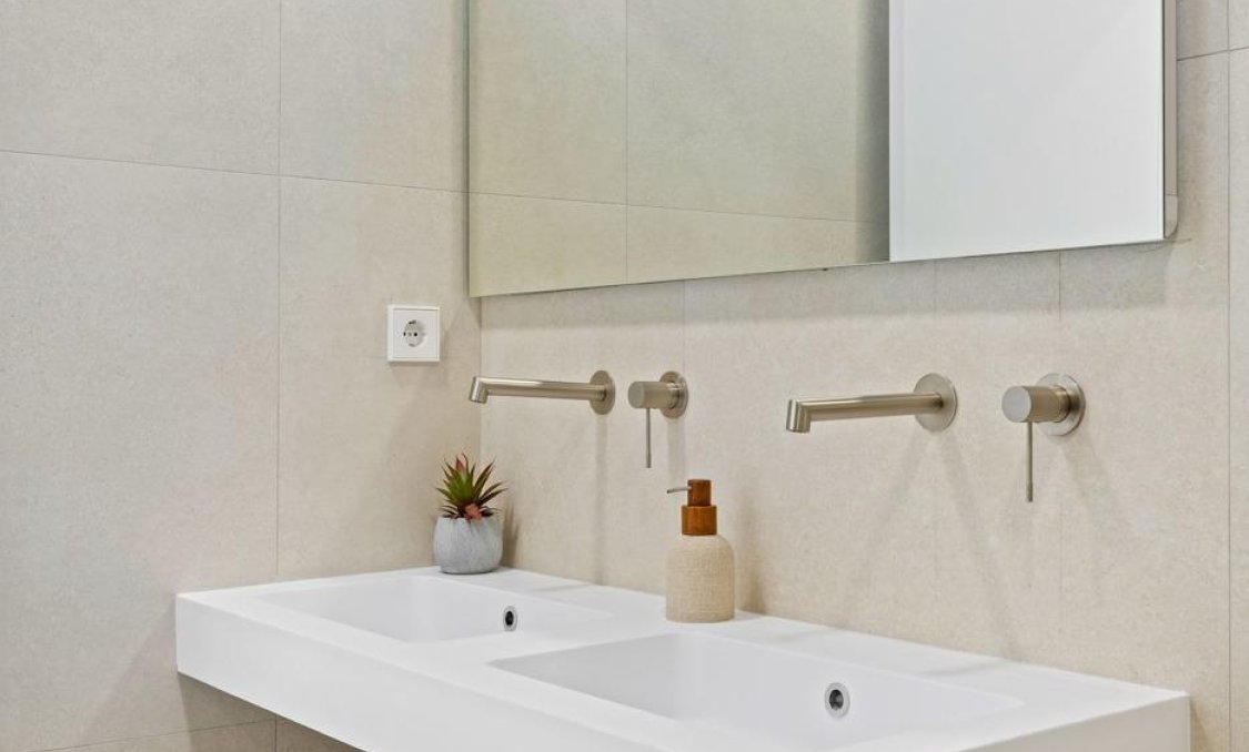 Nowy budynek - town house -
