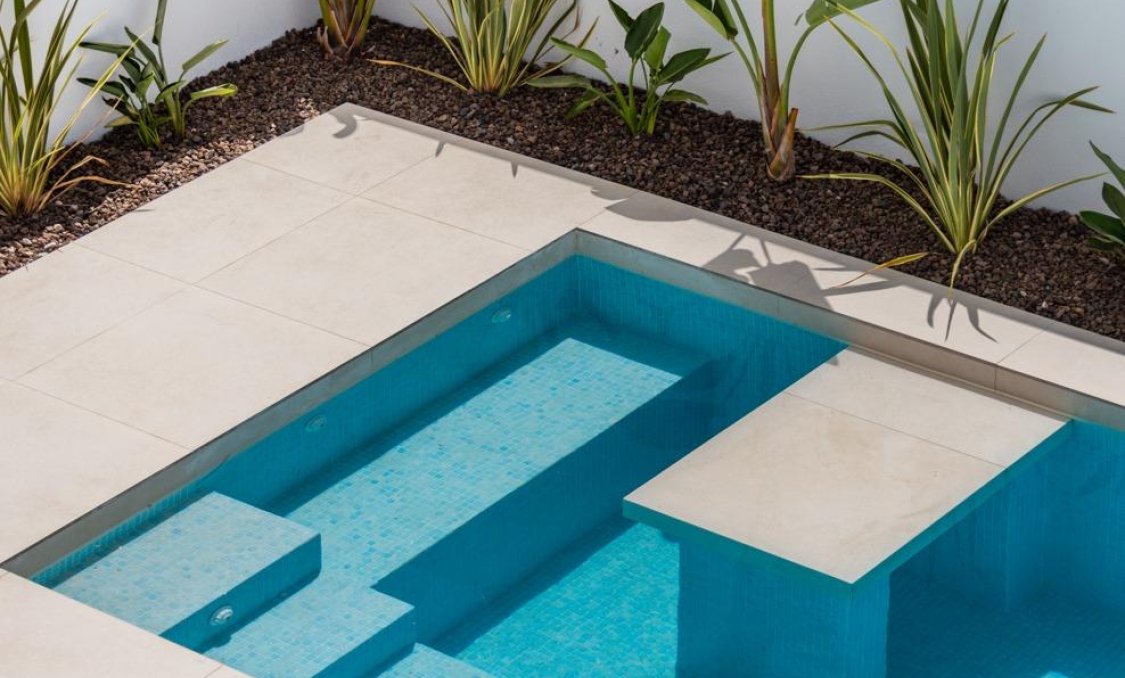 Nowy budynek - town house -
