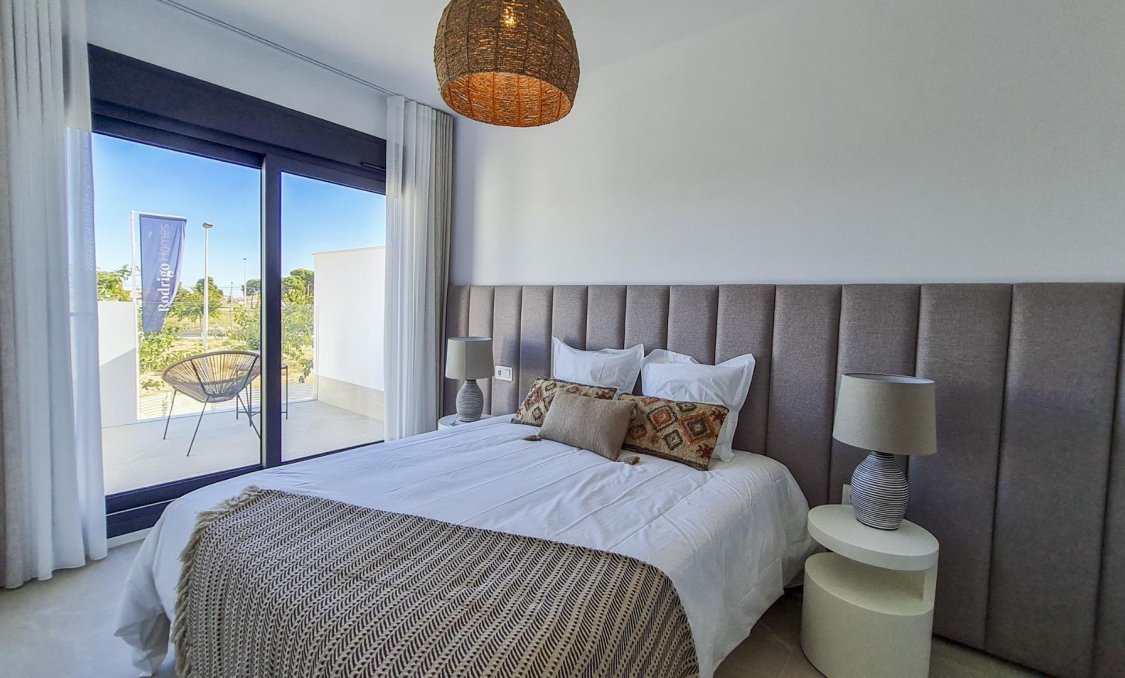 Nowy budynek - villa -
